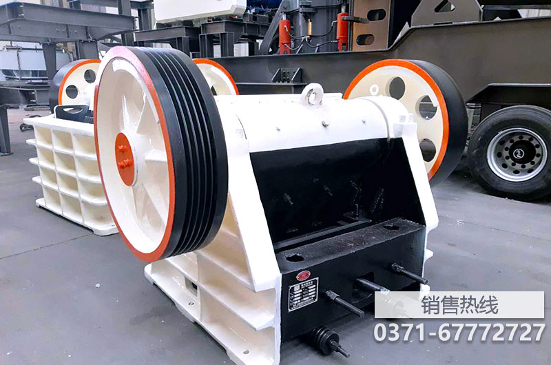 河卵石破碎設備型號，河卵石破碎機多少錢一臺